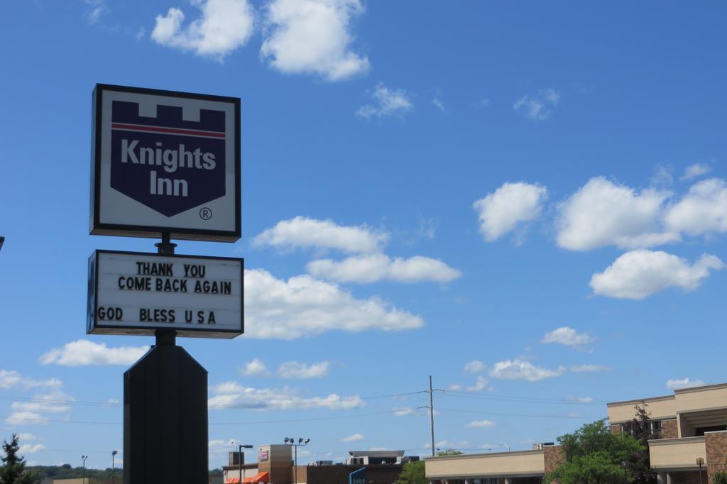 Knights Inn Canton Extérieur photo