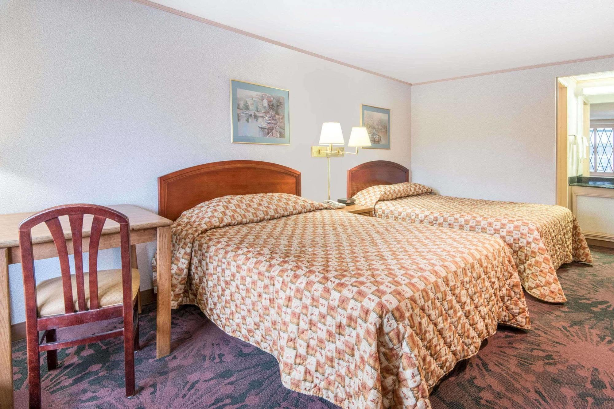 Knights Inn Canton Extérieur photo