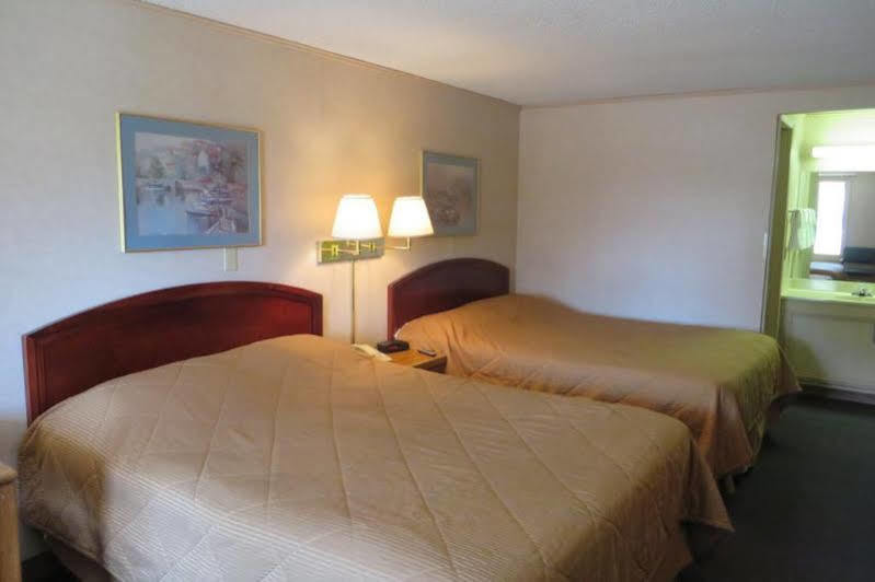 Knights Inn Canton Extérieur photo